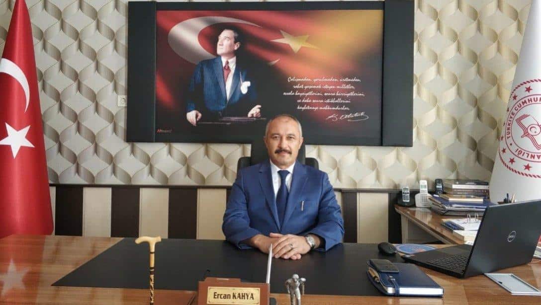 İlçe Milli Eğitim Müdürü Ercan KAHYA'nın 2024-2025 Ders Yılı Mesajı